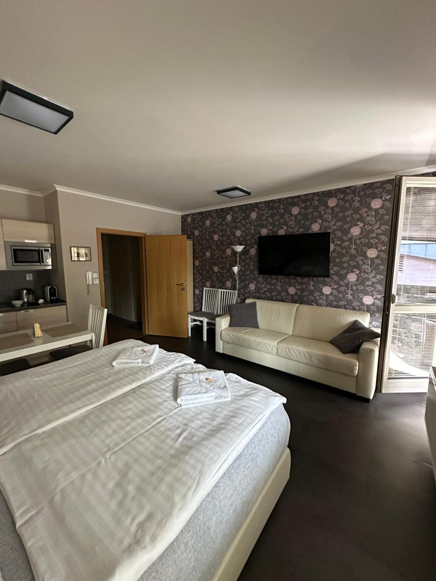 Harrachov Resident Apartments "Terrace & Chill" - High Speed Wifi, Smart Tv, Netflix, Disney Plus Eksteriør bilde