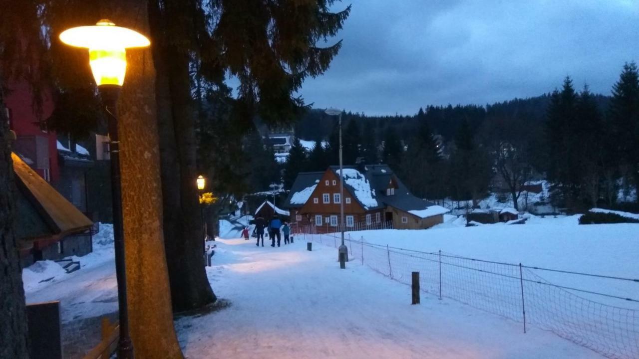 Harrachov Resident Apartments "Terrace & Chill" - High Speed Wifi, Smart Tv, Netflix, Disney Plus Eksteriør bilde