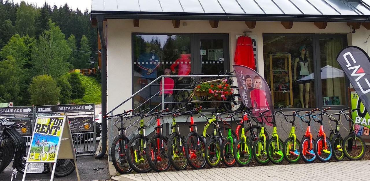Harrachov Resident Apartments "Terrace & Chill" - High Speed Wifi, Smart Tv, Netflix, Disney Plus Eksteriør bilde